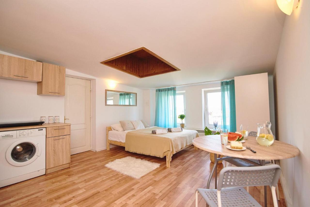 Regem Waryńskiego Apartment Warschau