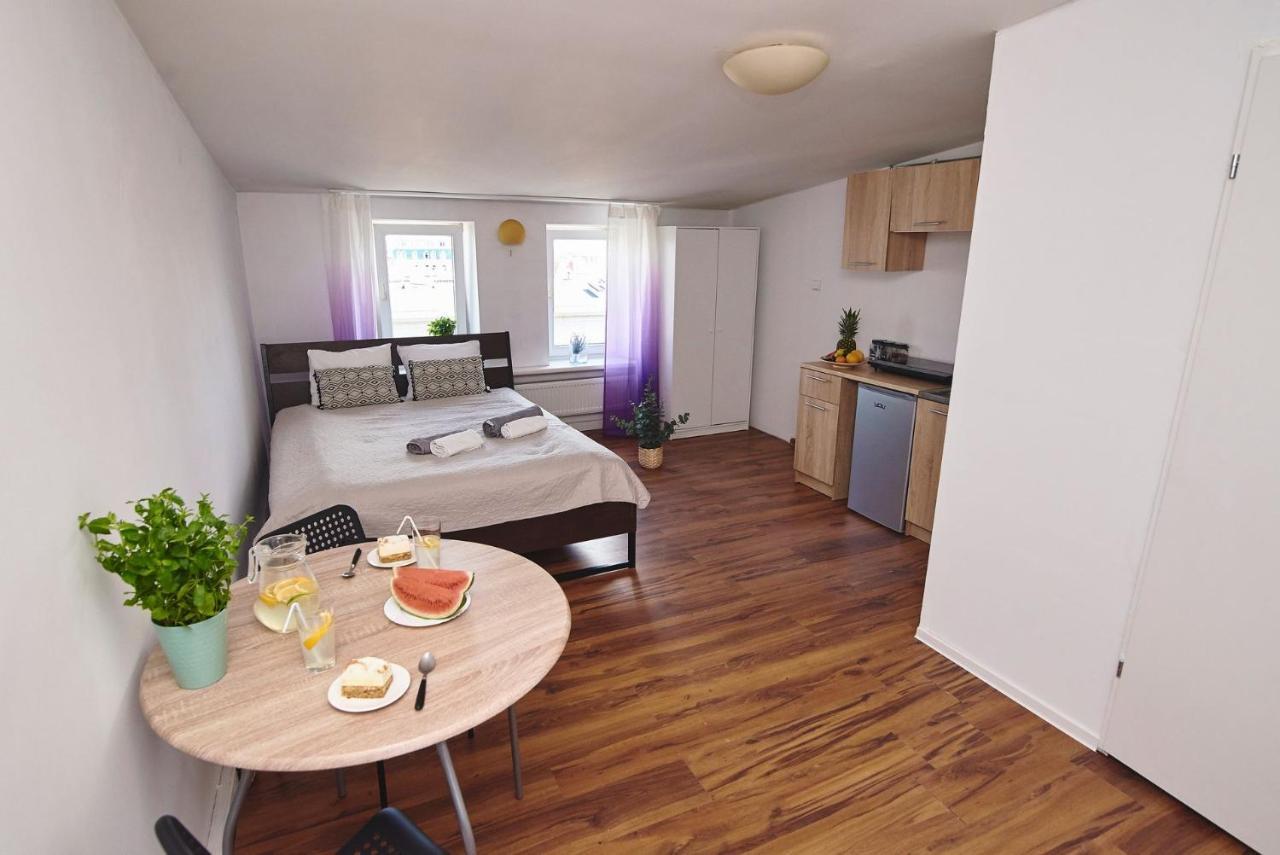 Regem Waryńskiego Apartament Warszawa